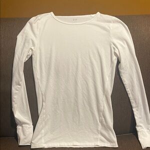 GAP White Long Sleeve Slim Crewneck